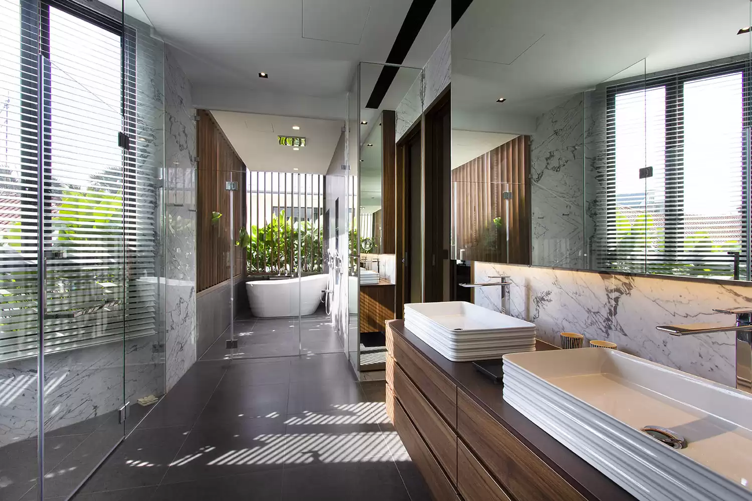 Tropical Avant-Garde - Frankel Drive | AAMER Architects