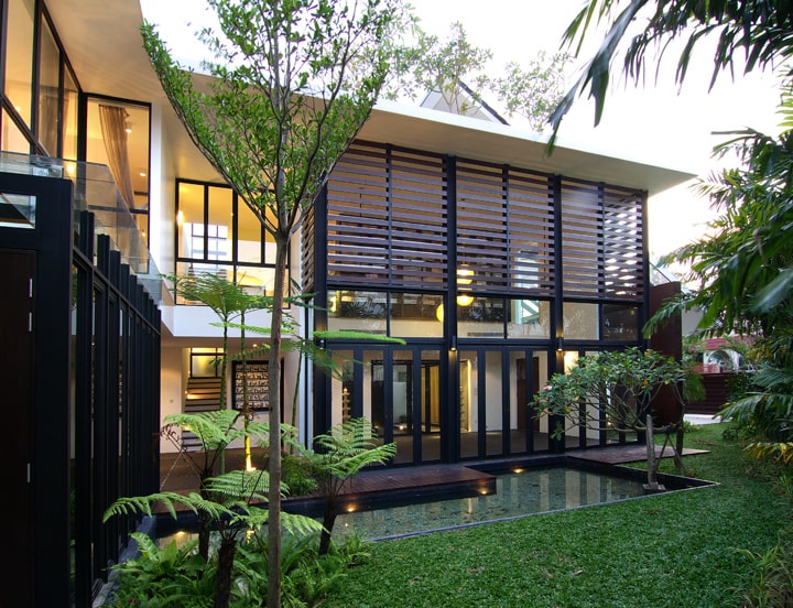 aamer-architects-jalan-merlimau-24-kite-roof-house-Bungalow-6